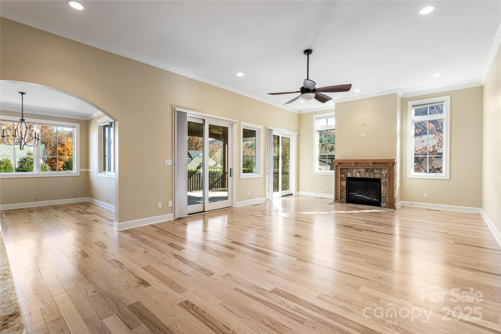 38 Chantilly Drive - Photo 10