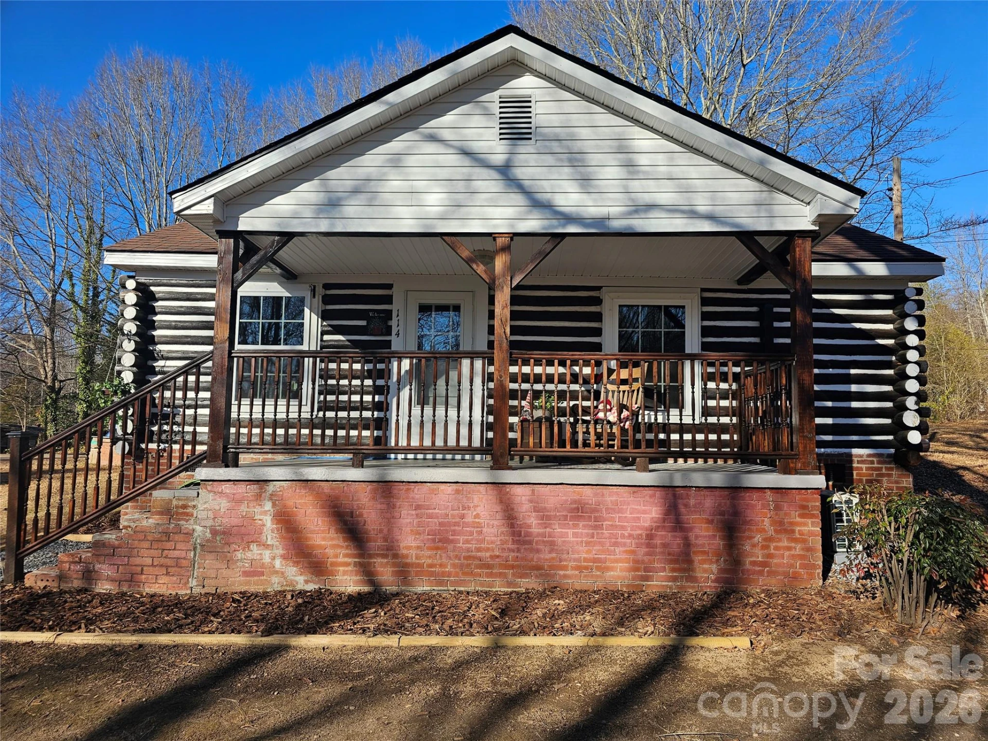 114 Beacon Hill