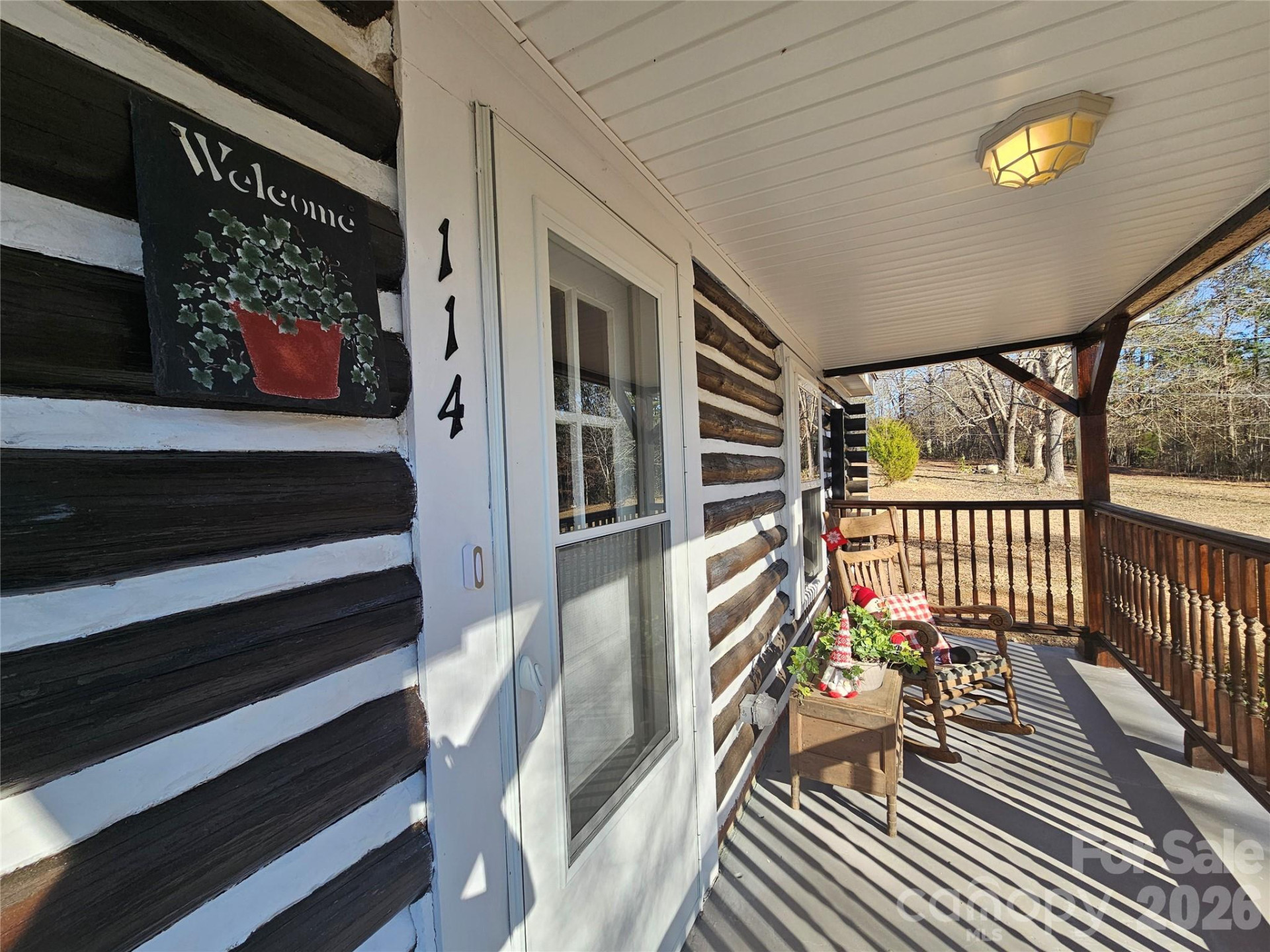 114 Beacon Hill - Photo 2