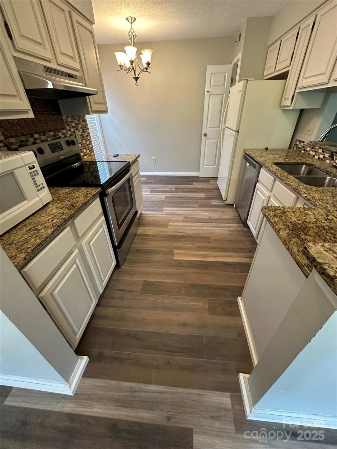 4621 Hamory Drive - Photo 5