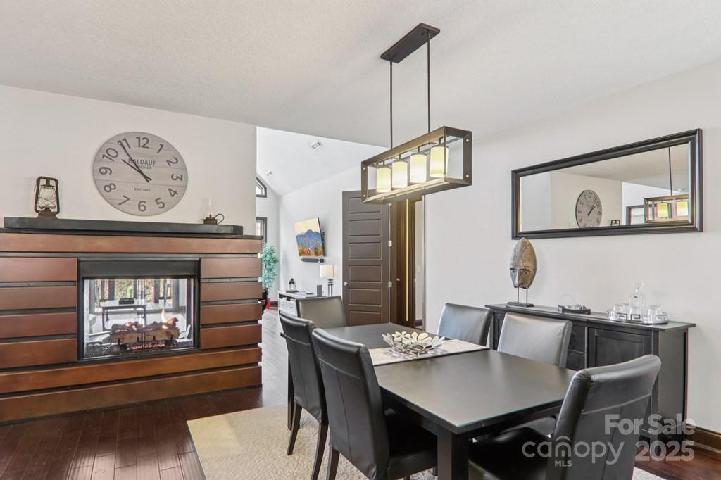 242 Crossview Drive - Photo 18