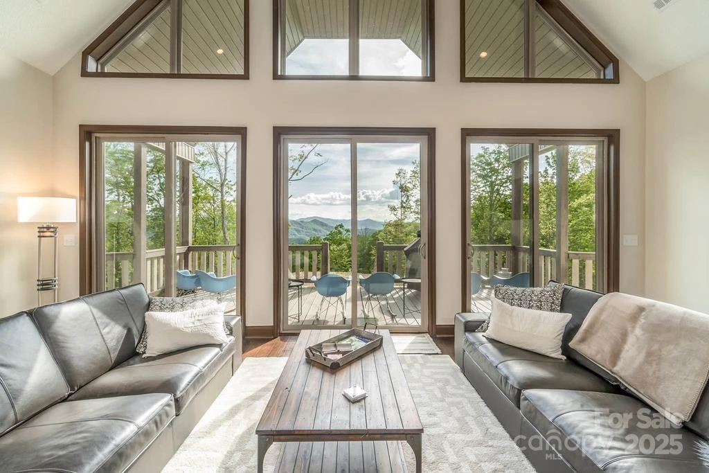 242 Crossview Drive - Photo 21