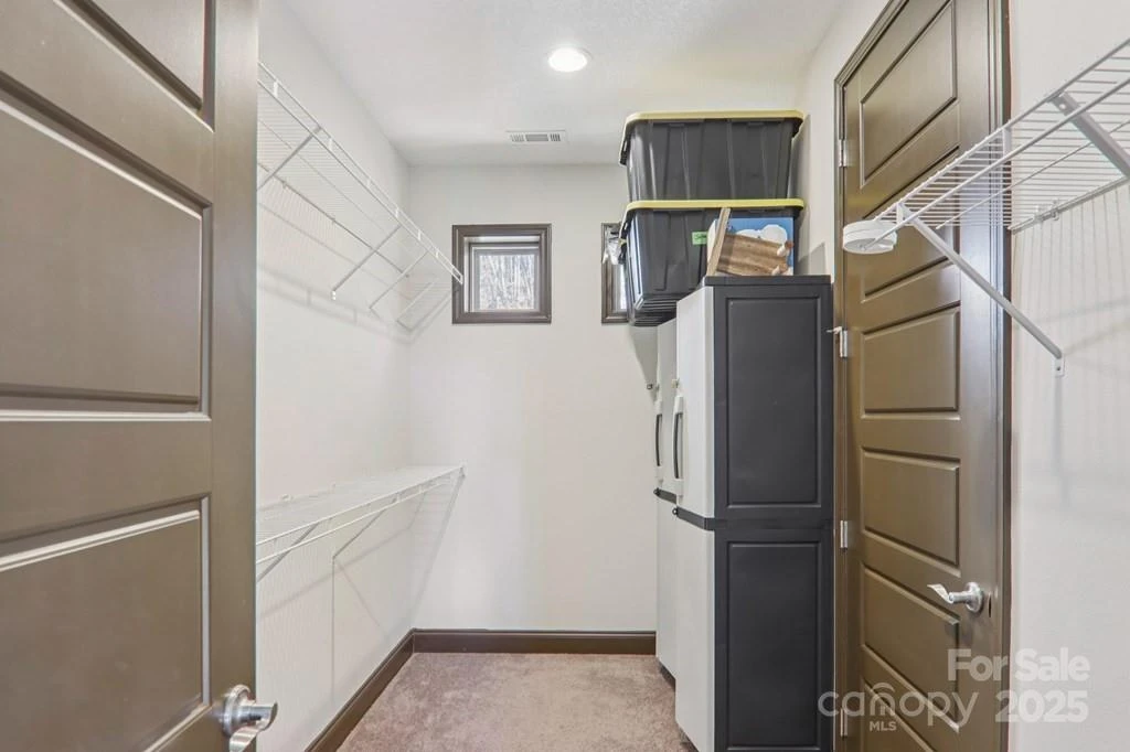 242 Crossview Drive - Photo 40