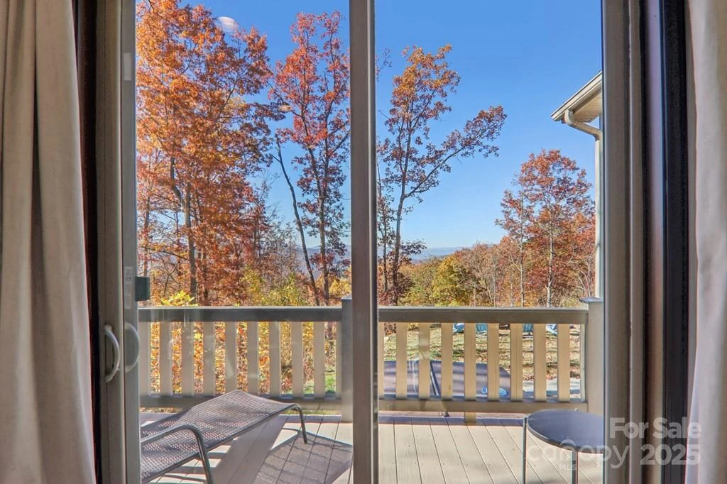 242 Crossview Drive - Photo 44