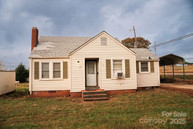 121 Martin Street, Ellenboro, NC, 28040