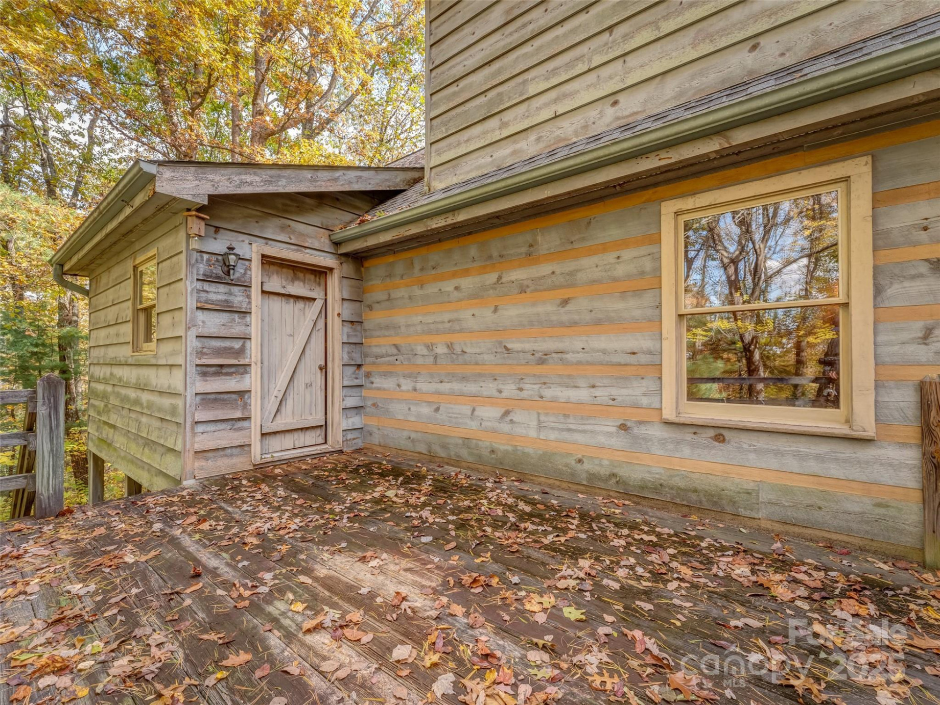 6130 Howard Gap Road - Photo 19