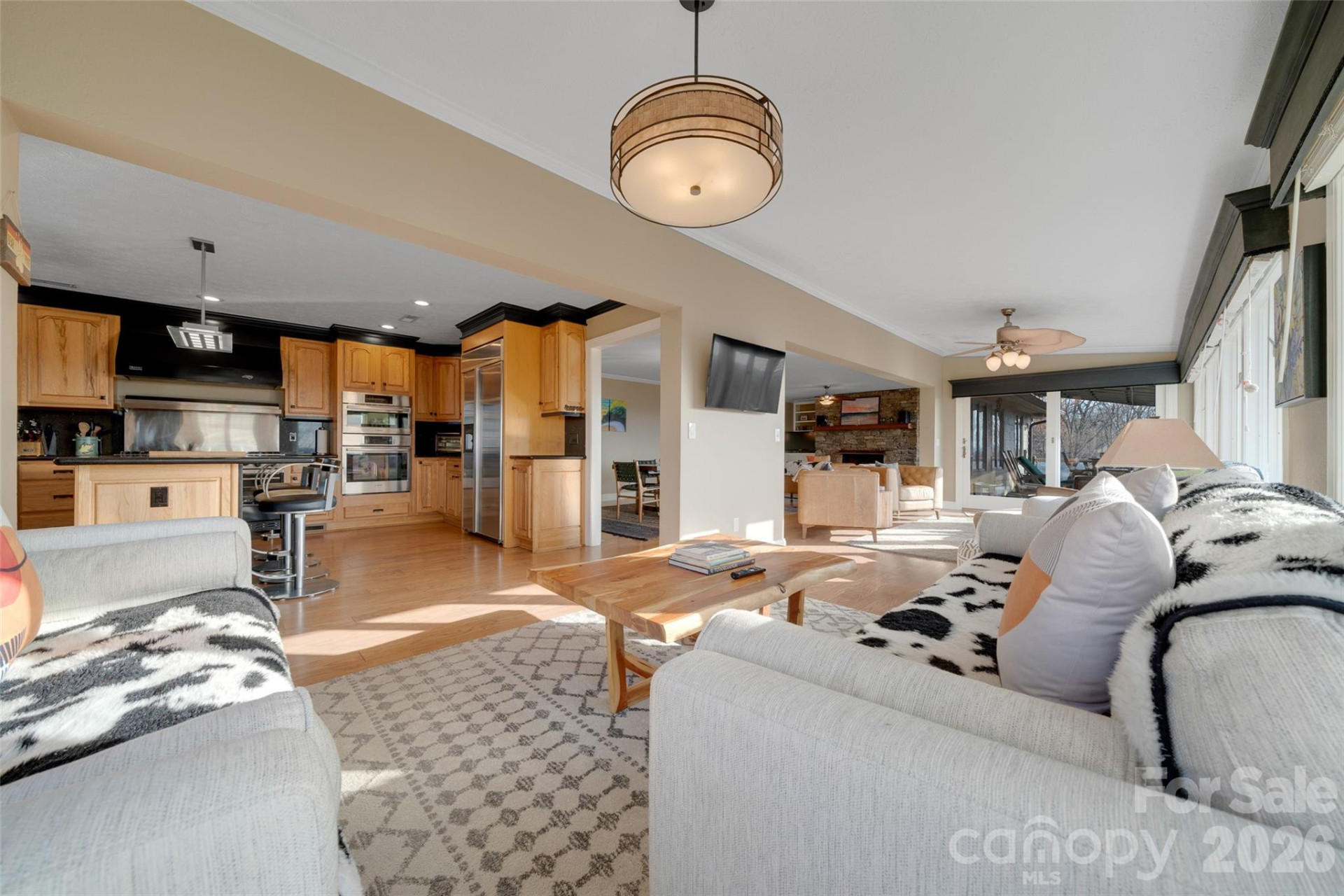 300 Roberts Drive - Photo 12