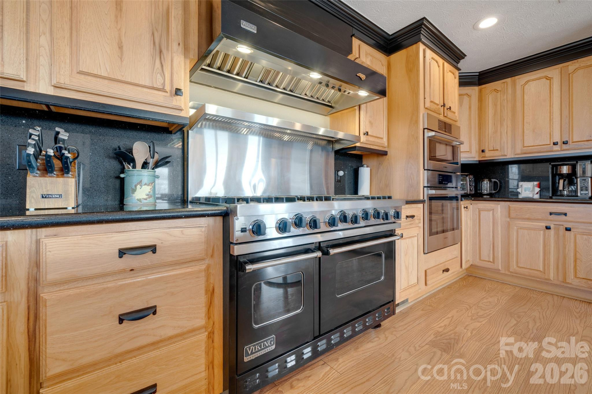 300 Roberts Drive - Photo 15