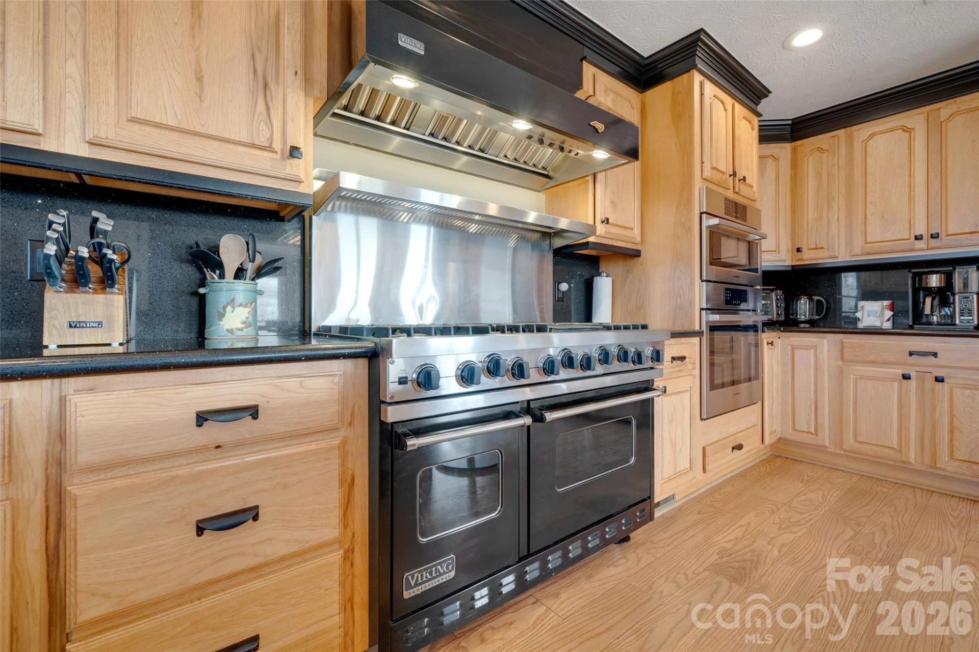 300 Roberts Drive - Photo 15