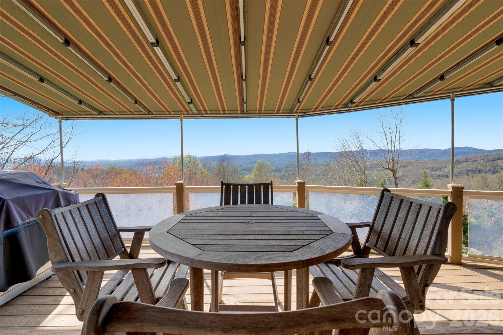 300 Roberts Drive - Photo 18