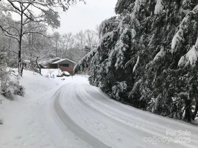 233 Rolling Drive - Photo 35