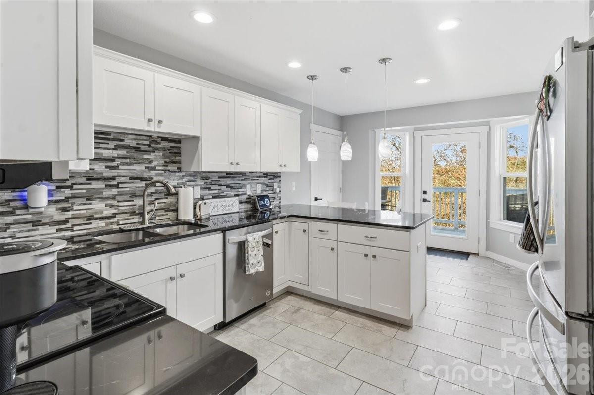 9 Old Amber Drive - Photo 15