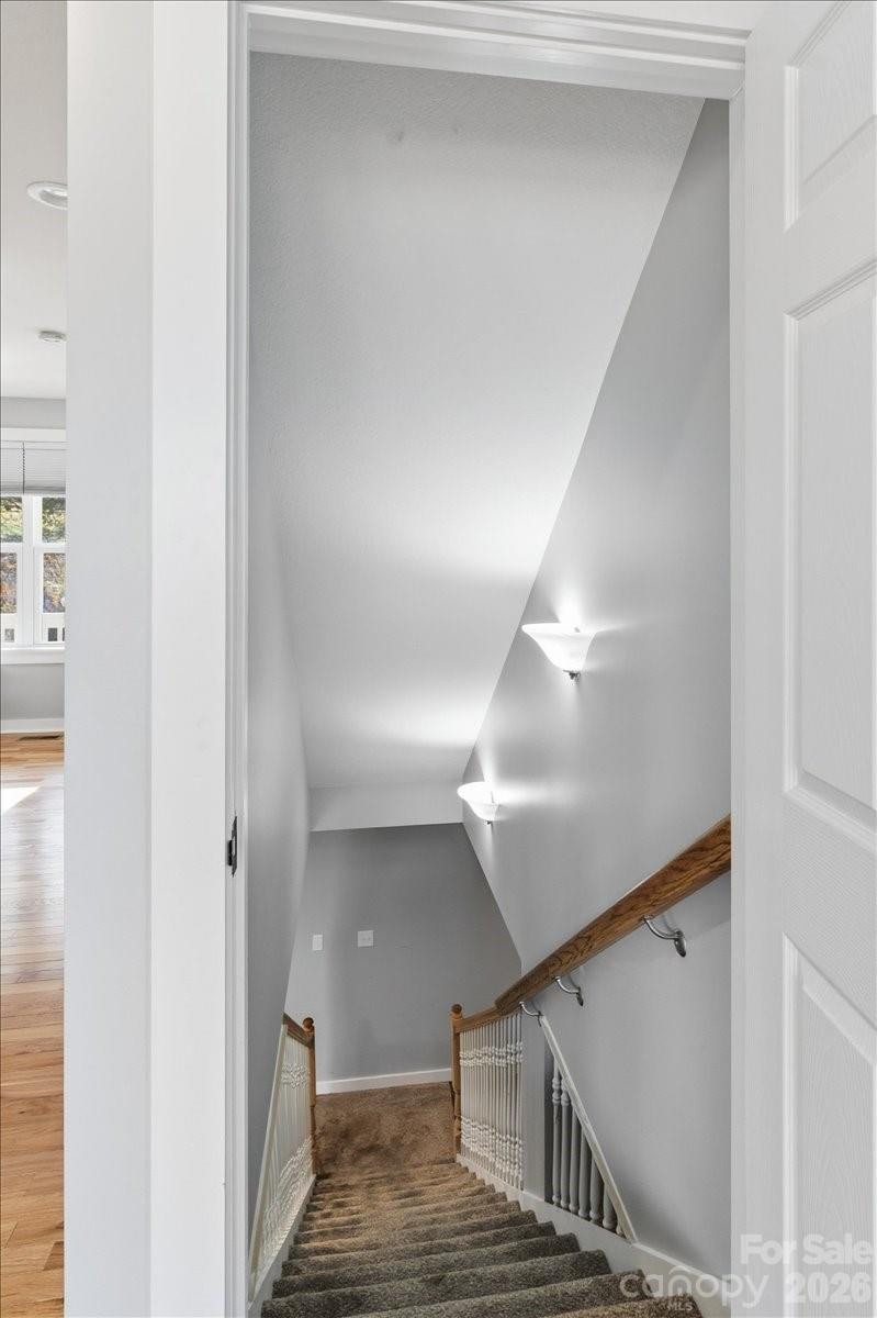 9 Old Amber Drive - Photo 36