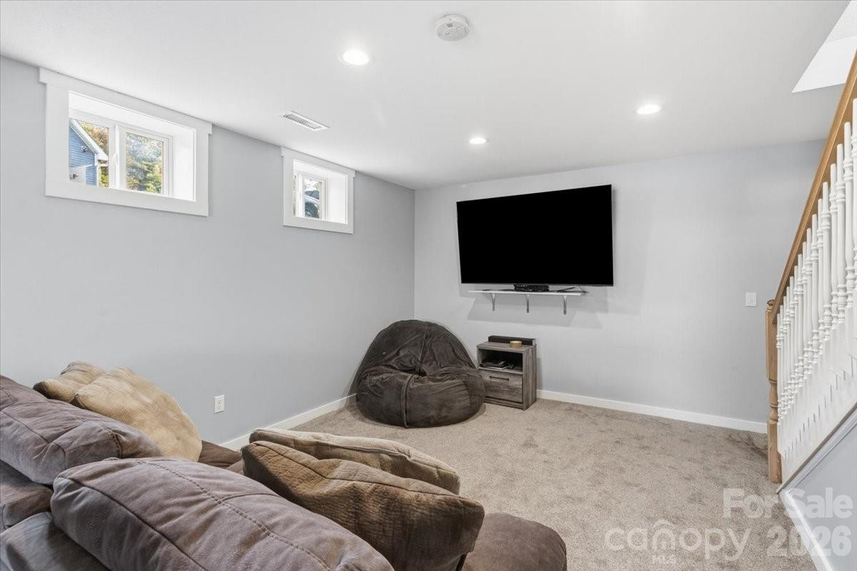 9 Old Amber Drive - Photo 38