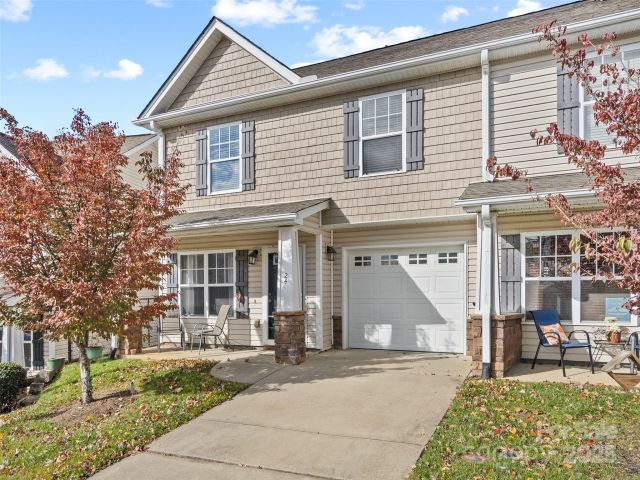 24 Torrington Avenue