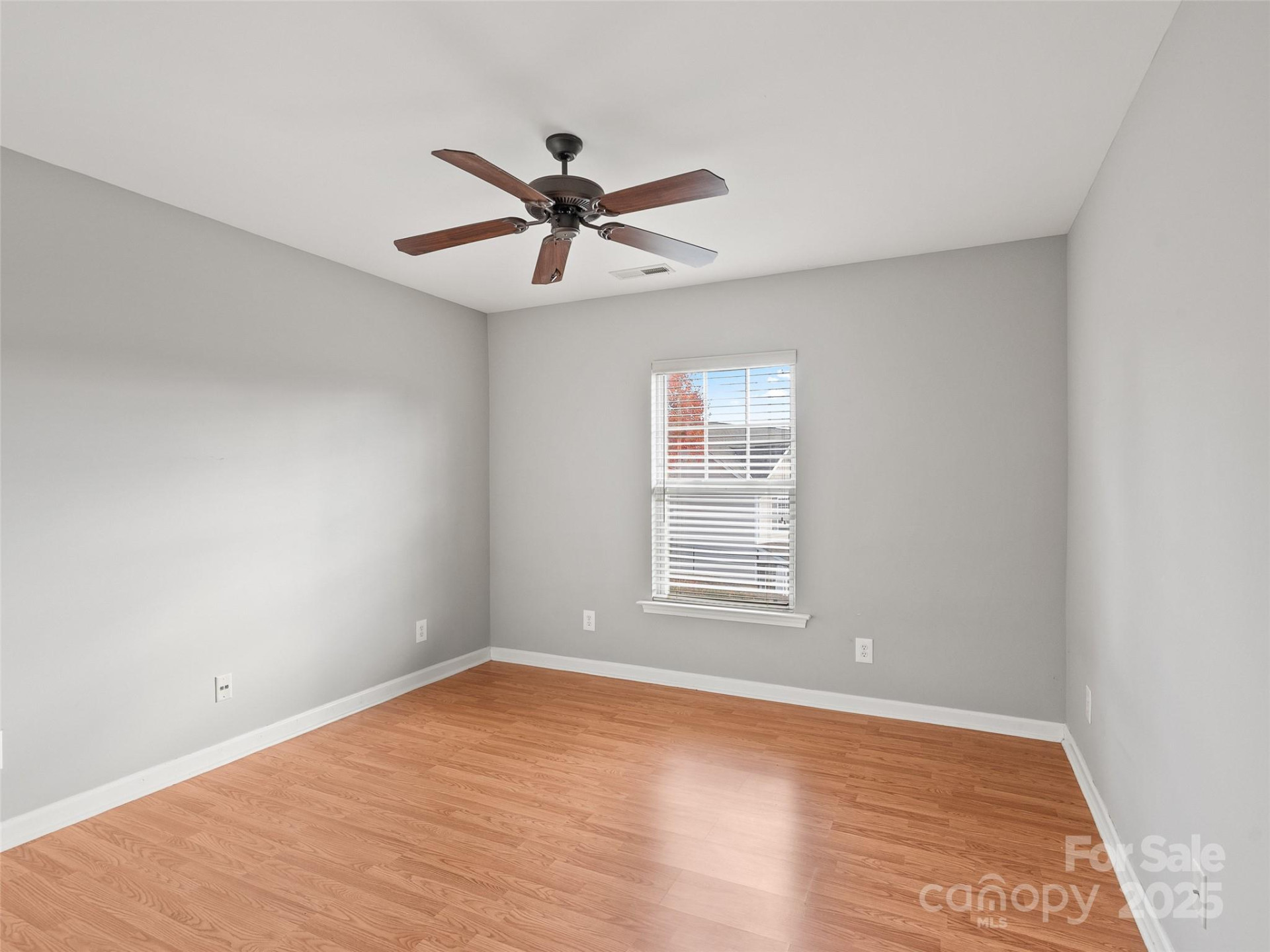 24 Torrington Avenue - Photo 18