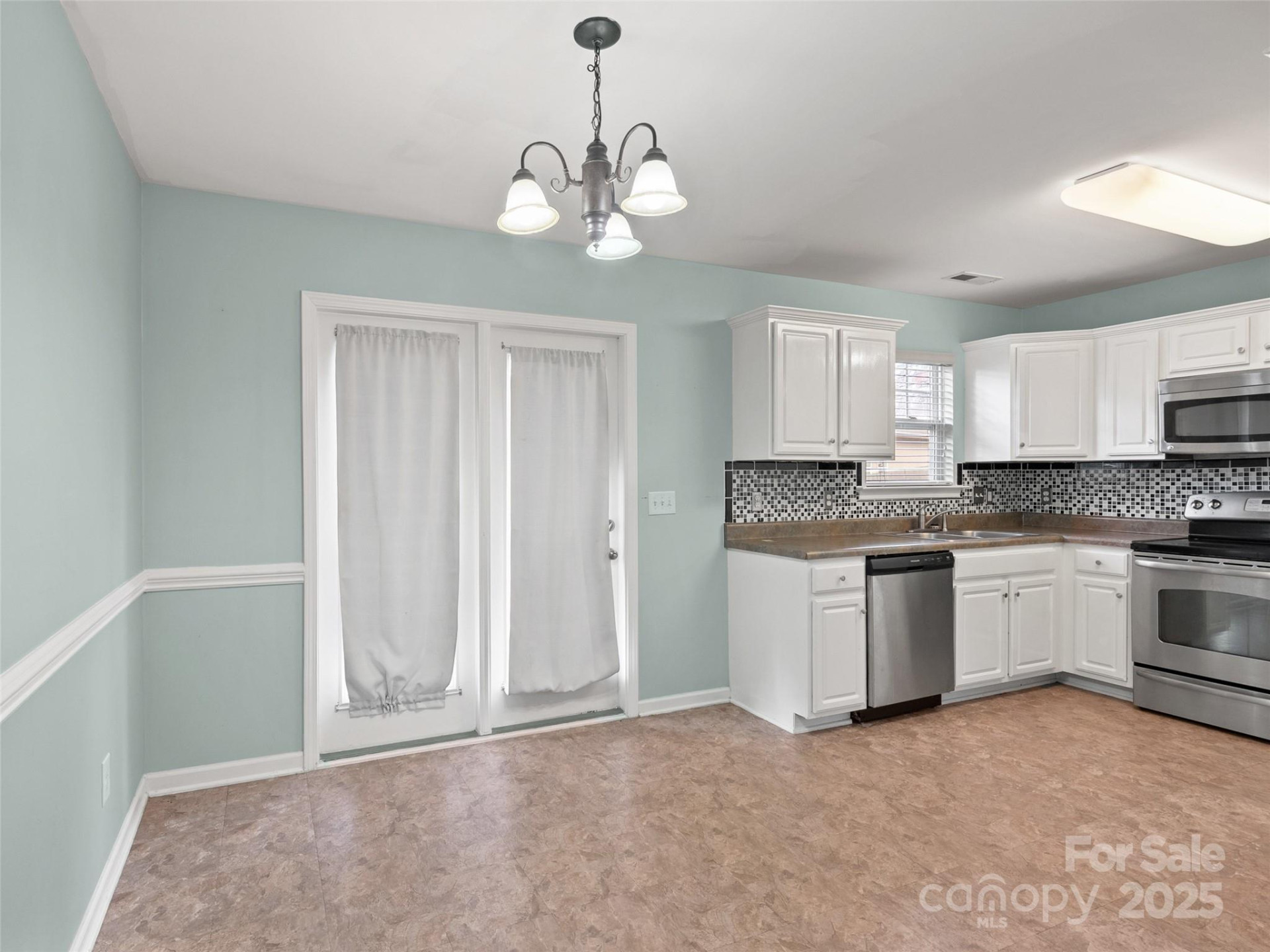 24 Torrington Avenue - Photo 7