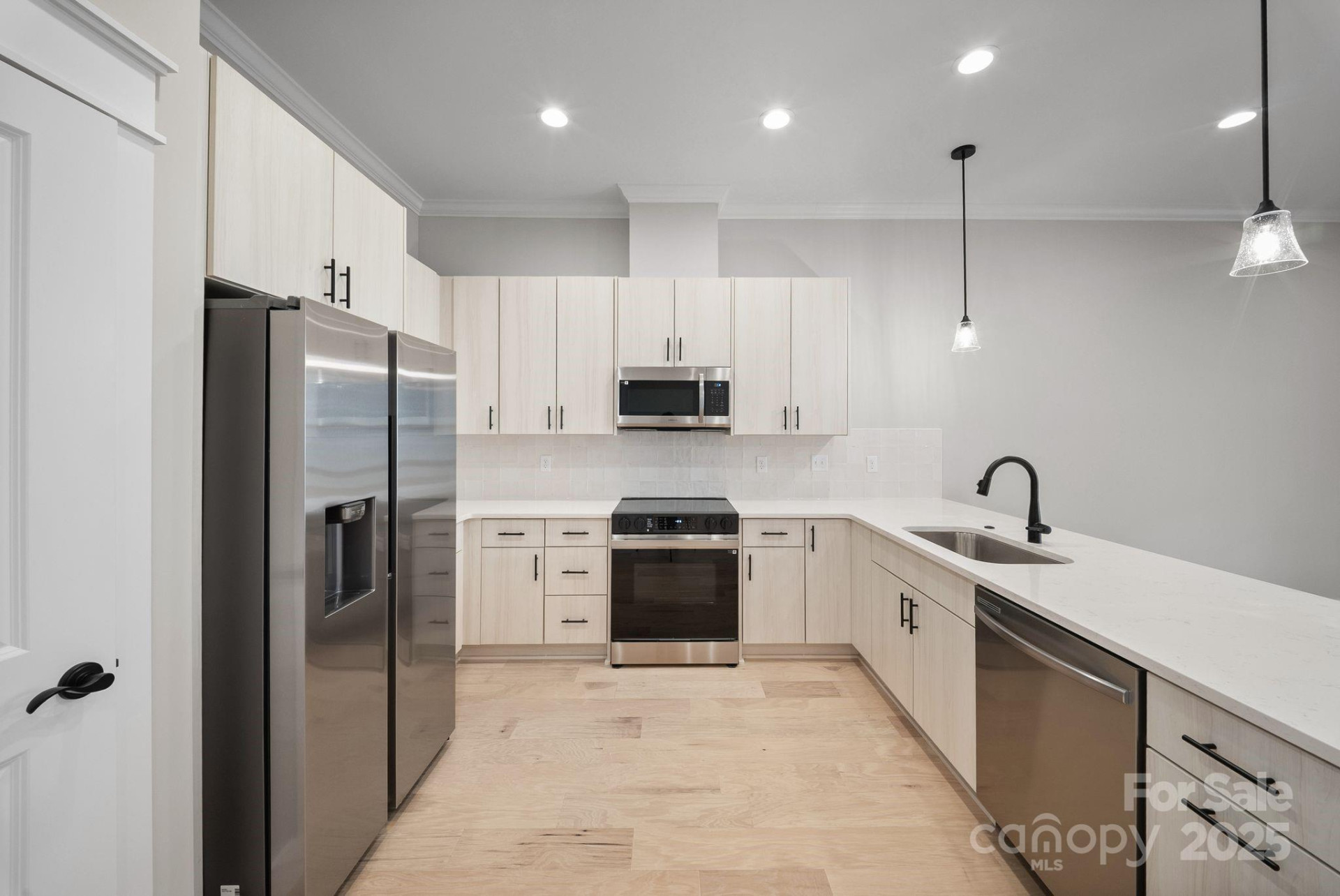 105 Collin Place #2 - Photo 4