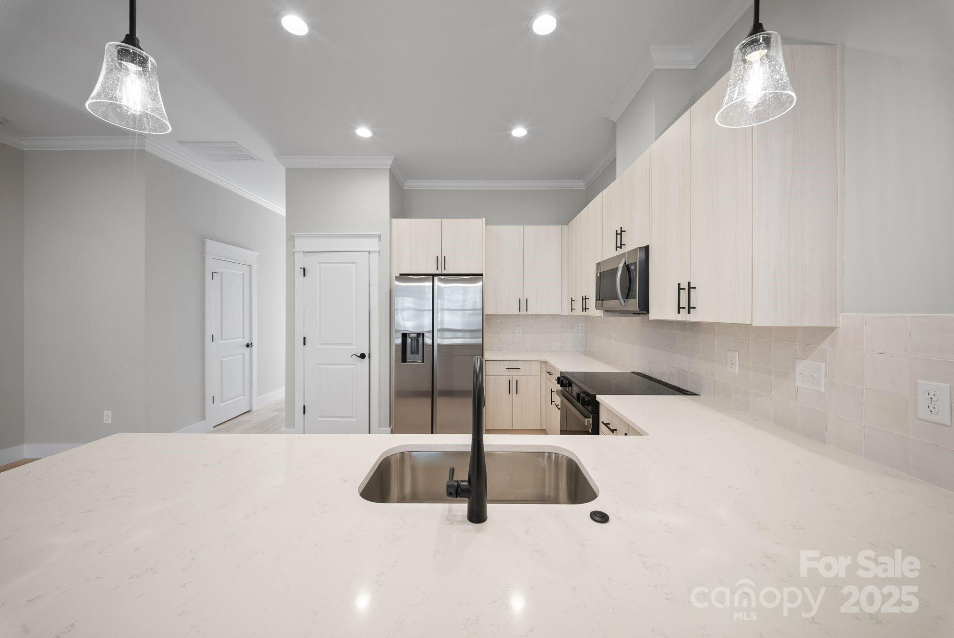 105 Collin Place #2 - Photo 5