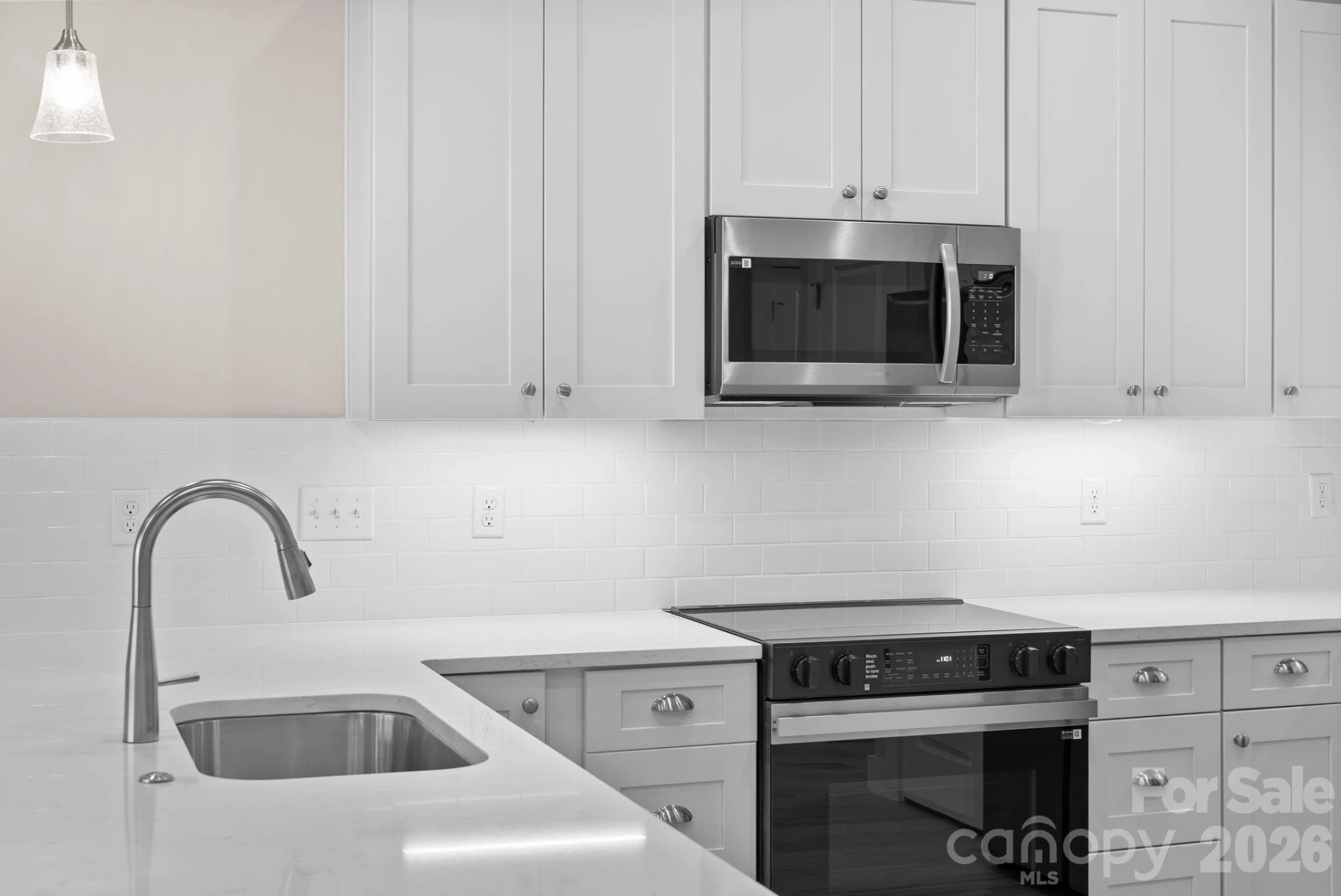 107 Collin Place #3 - Photo 3