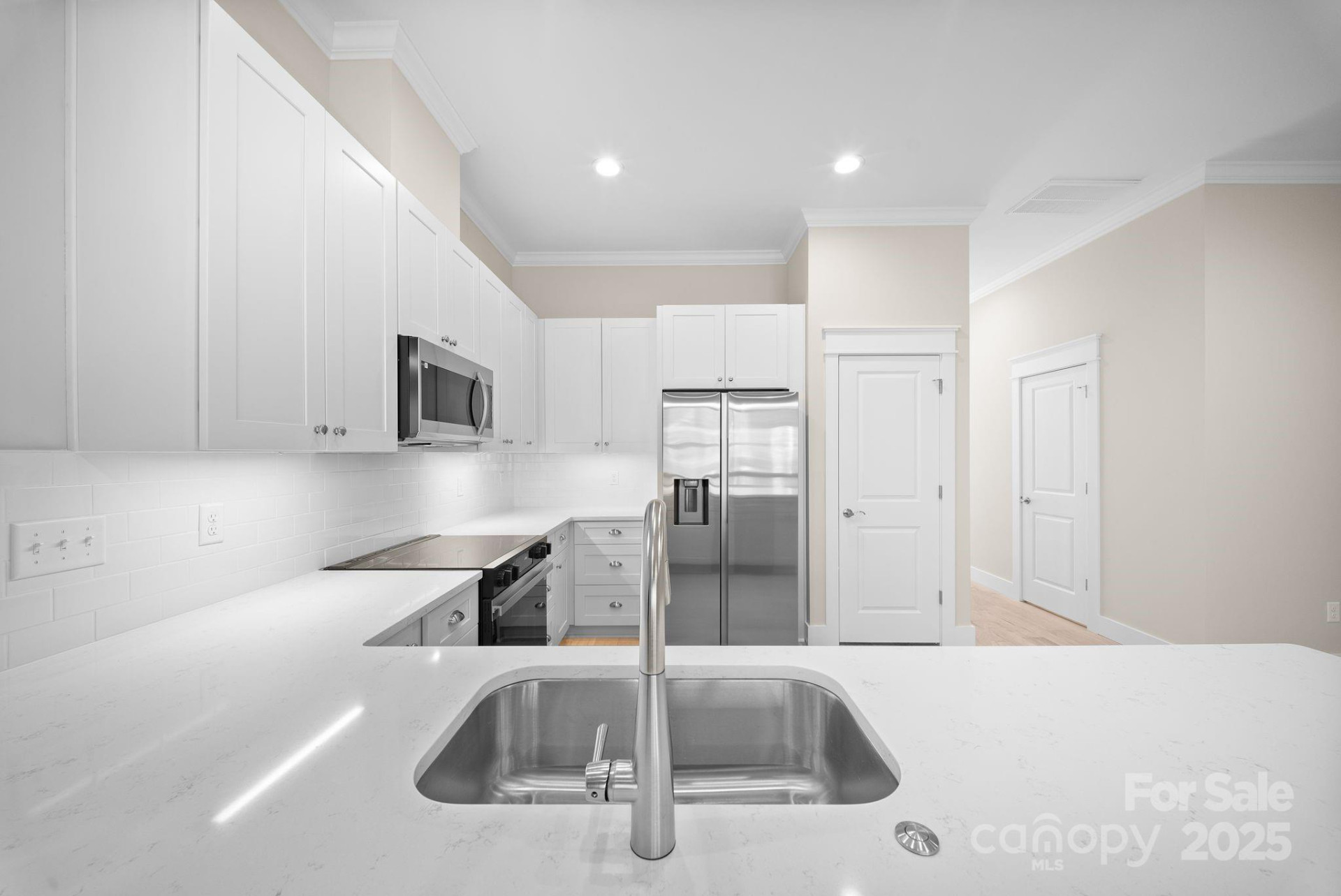 107 Collin Place #3 - Photo 12