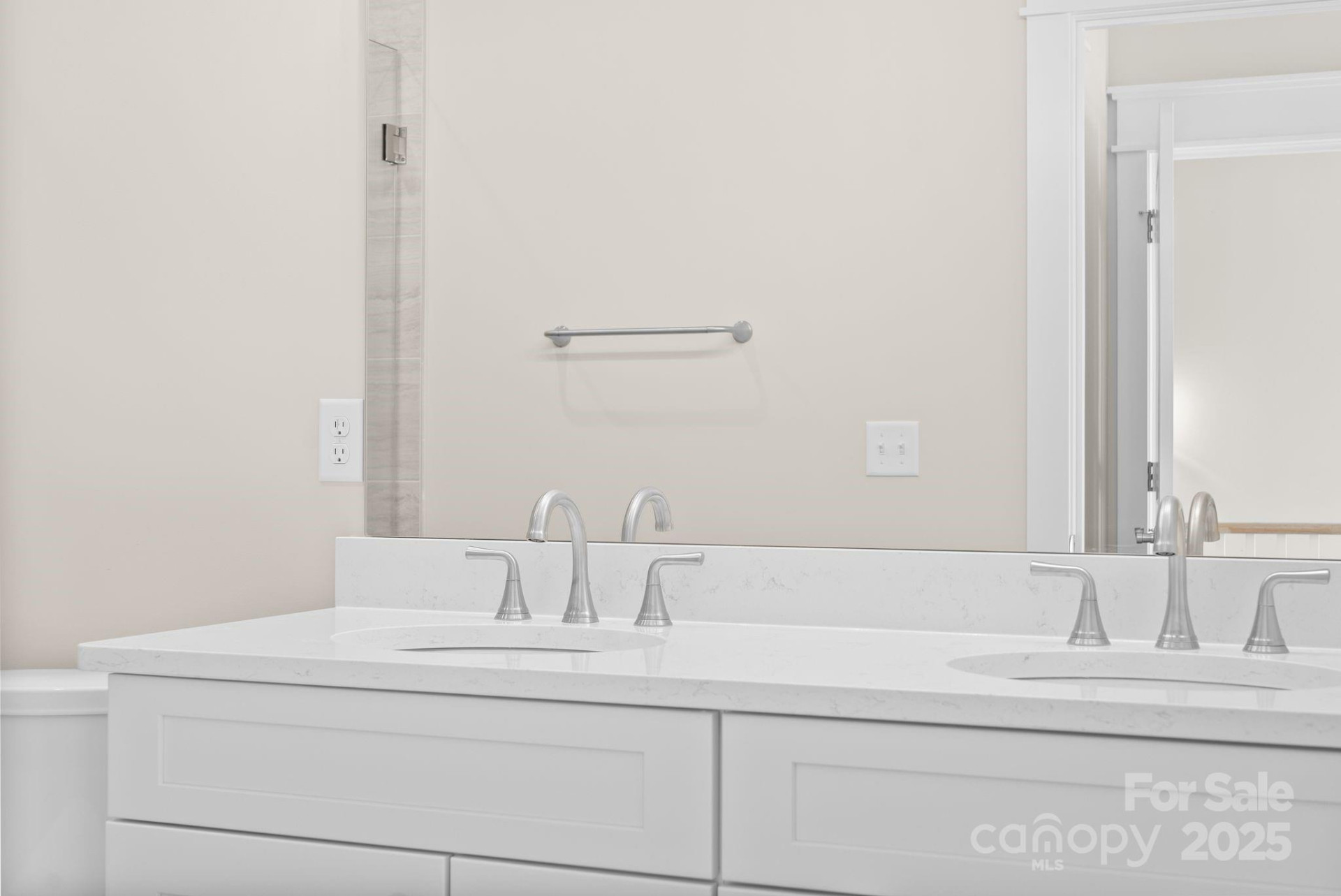 107 Collin Place #3 - Photo 7