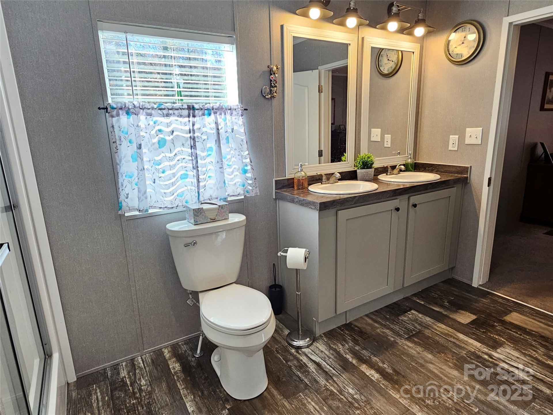 144 River Breeze Drive - Photo 16