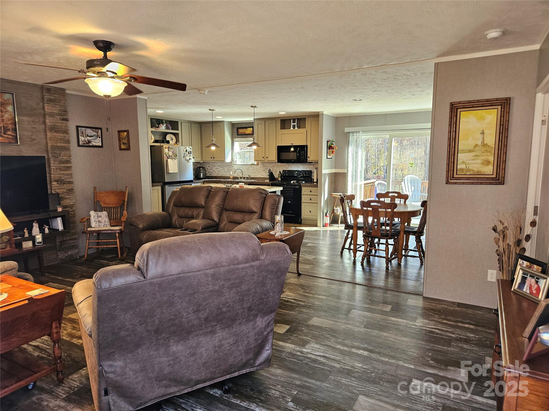 144 River Breeze Drive - Photo 3