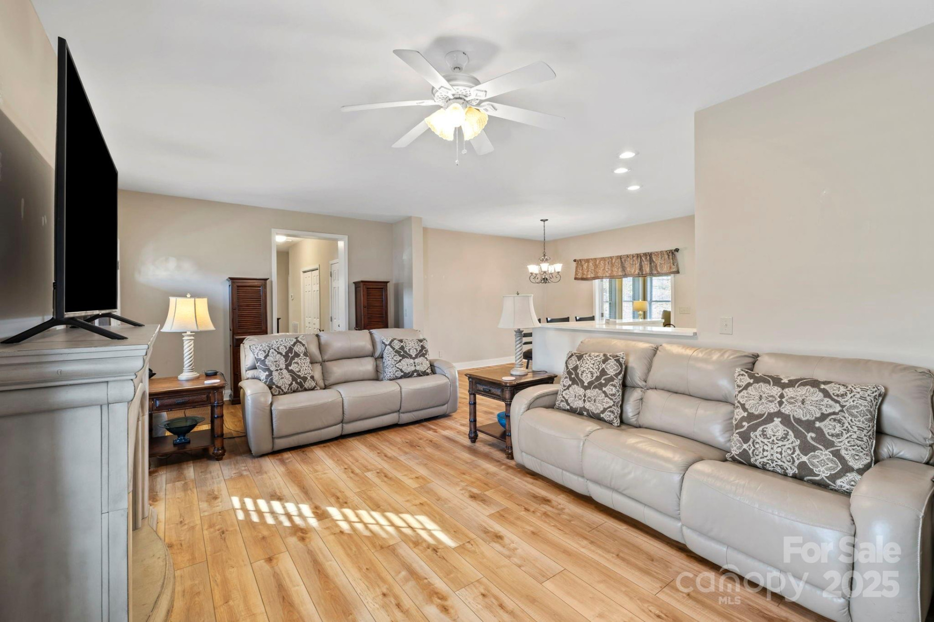 494 Riverwind Drive - Photo 18