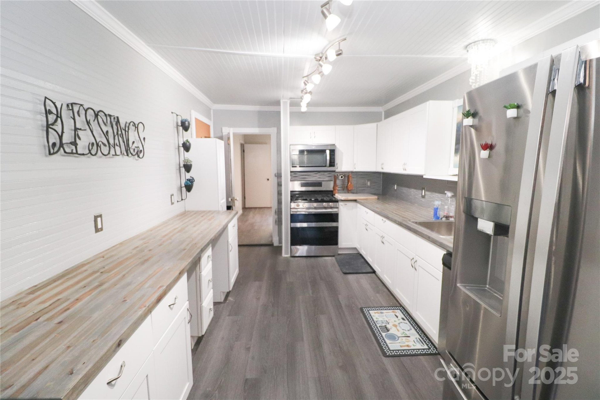 605 US 70 Highway - Photo 9