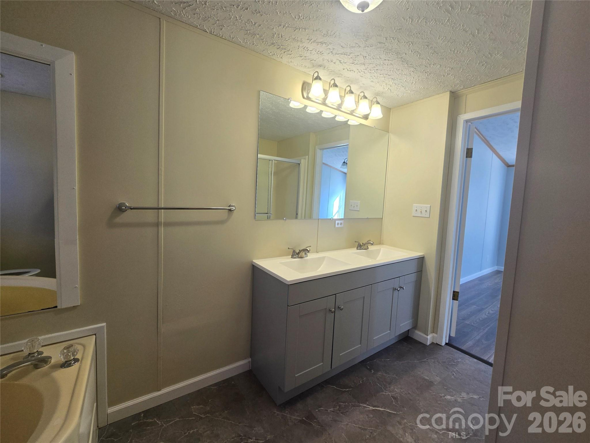71 London Lane - Photo 24