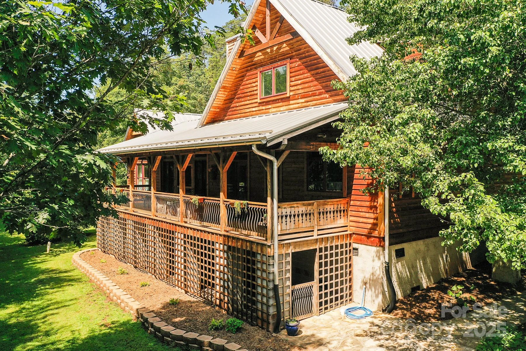 1048 River Road