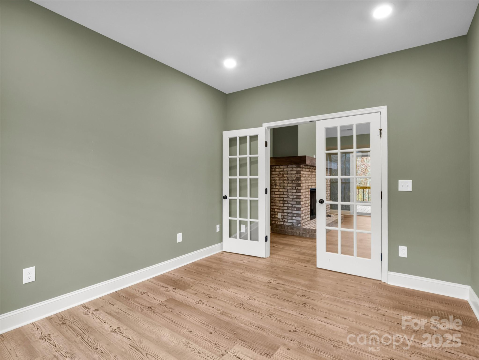 140 Cove Crest Drive - Photo 34