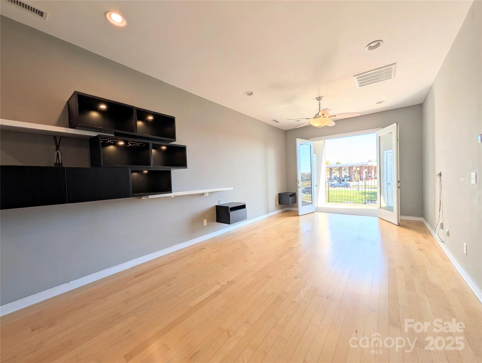 360 Exchange Street #206