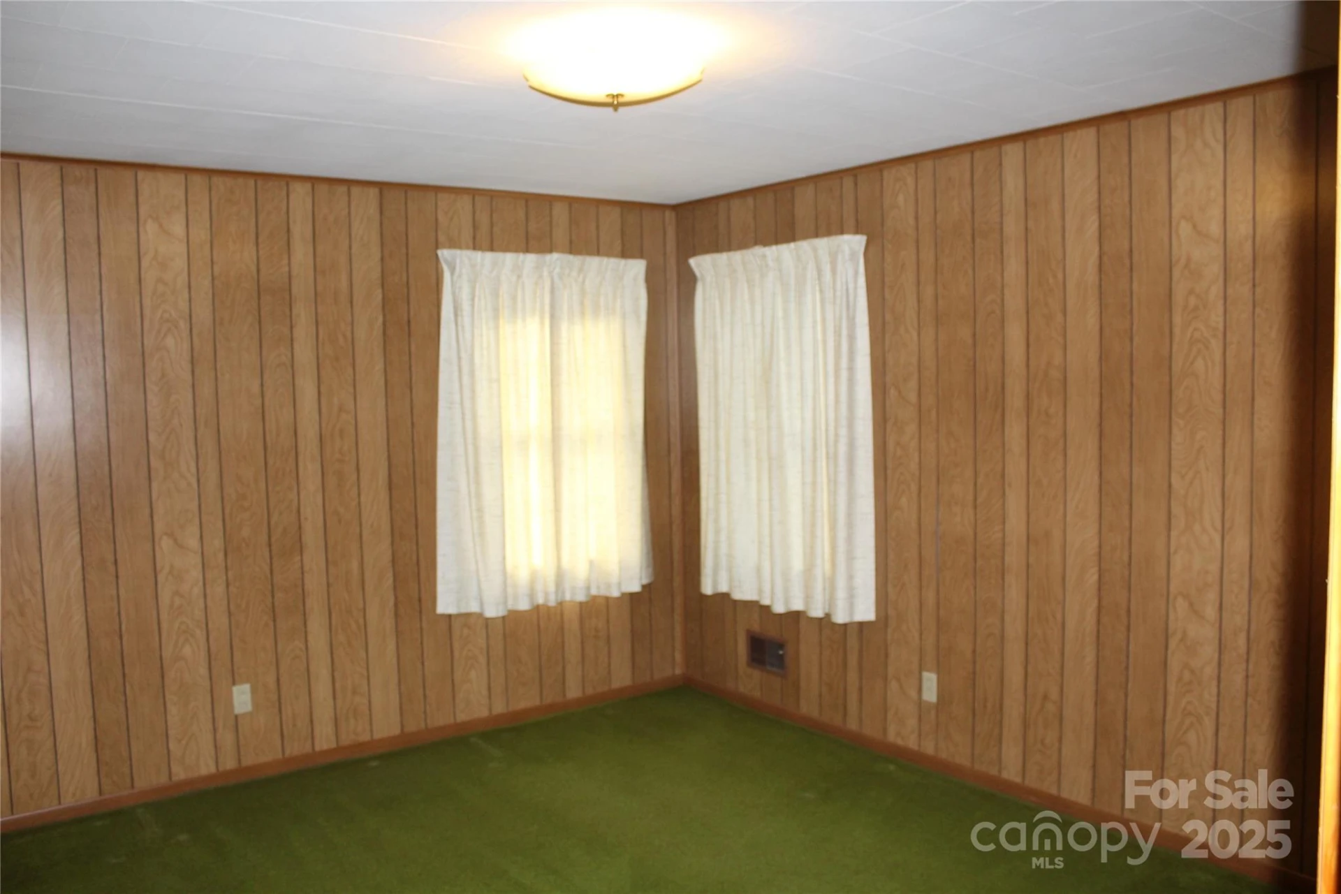 1761 Dearborn Street Extension - Photo 14