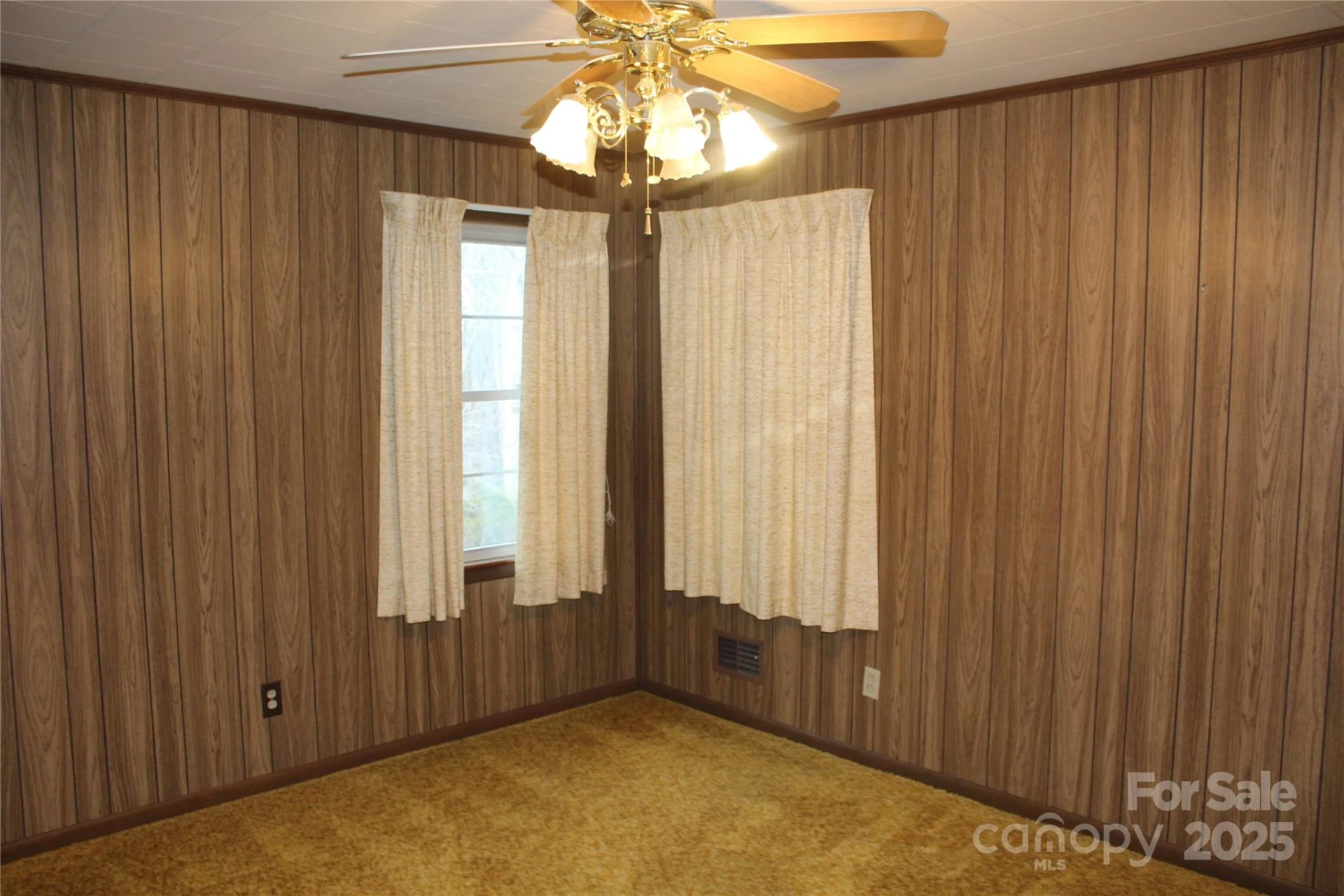 1761 Dearborn Street Extension - Photo 16