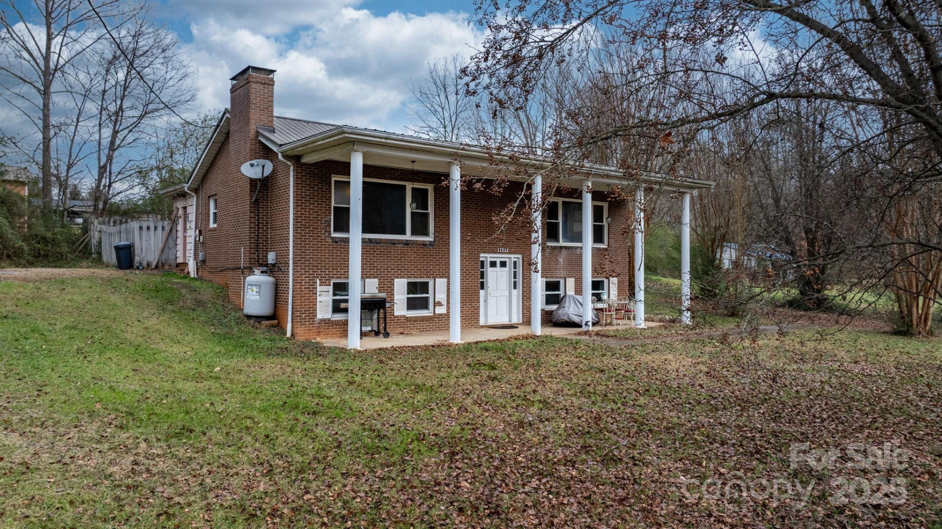 3859 Metcalf Drive