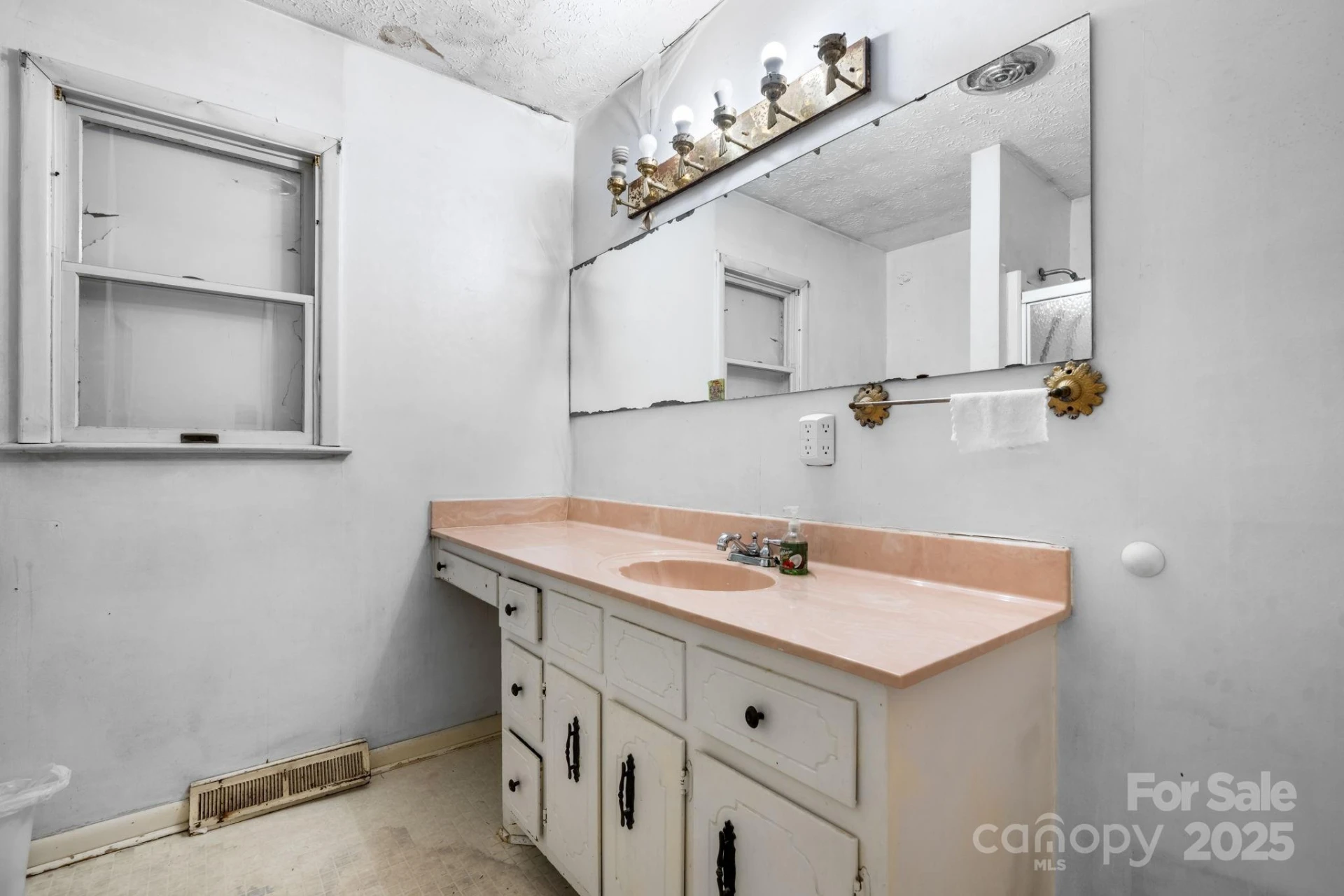 3859 Metcalf Drive - Photo 16
