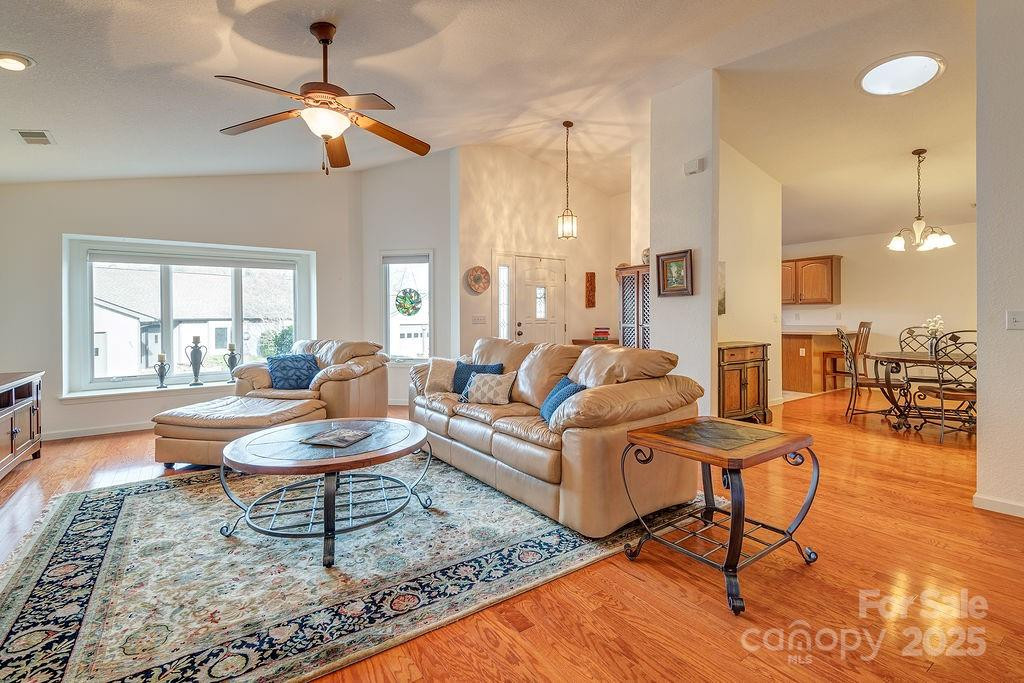 411 Kyfields Street - Photo 6