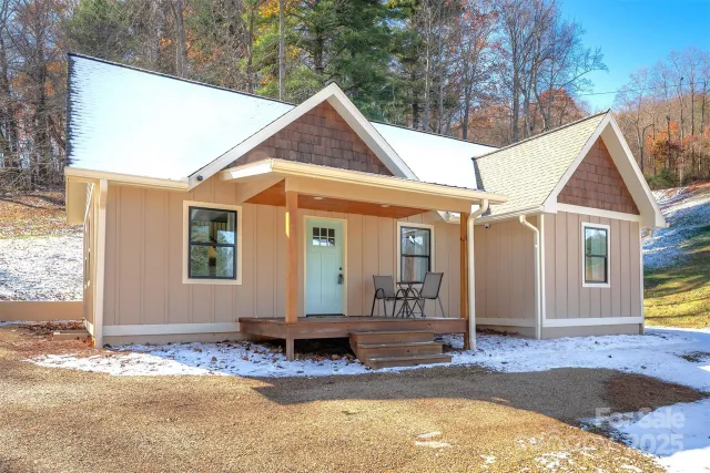 15 Eaglebear Drive