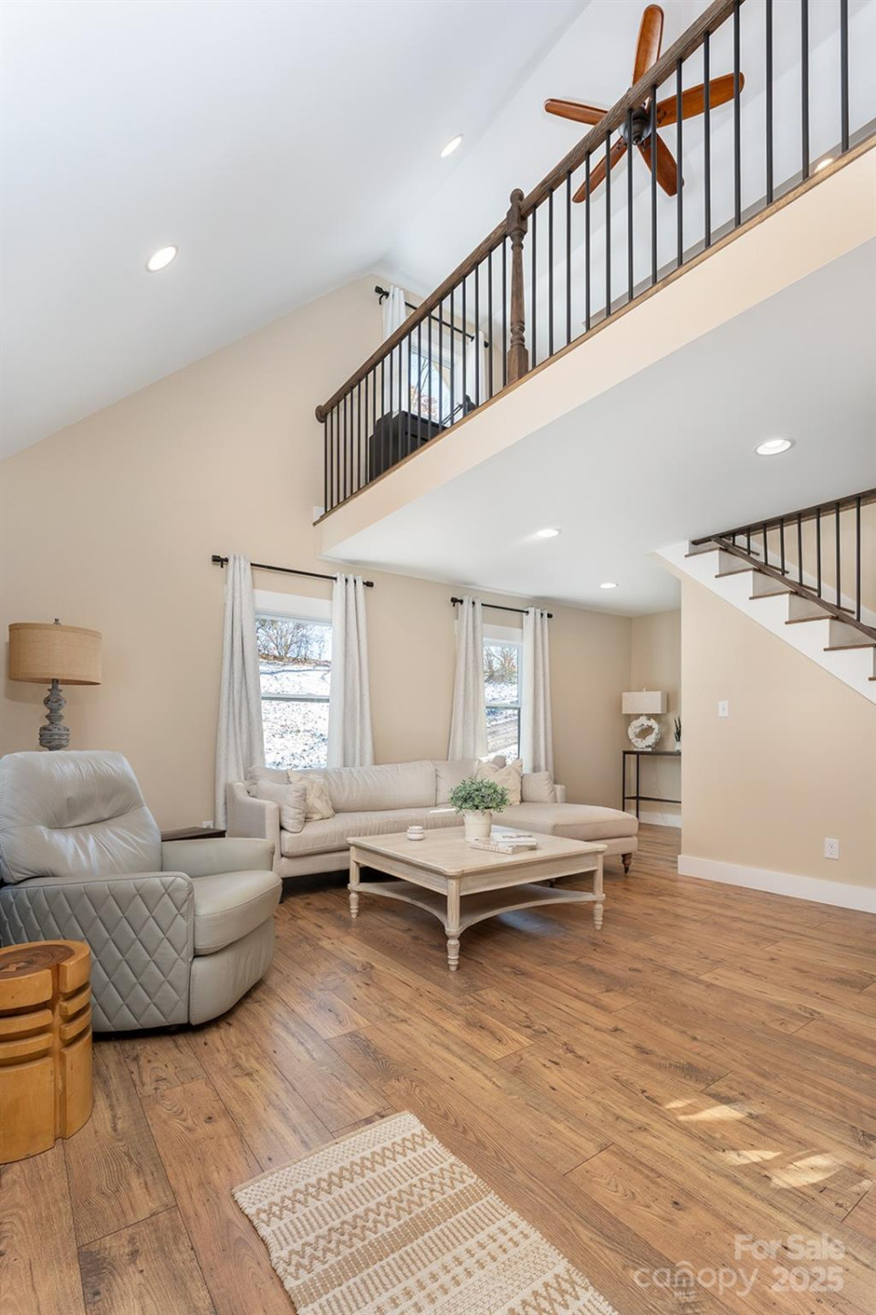 15 Eaglebear Drive - Photo 4