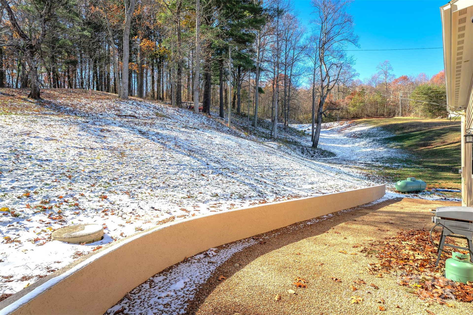 15 Eaglebear Drive - Photo 41