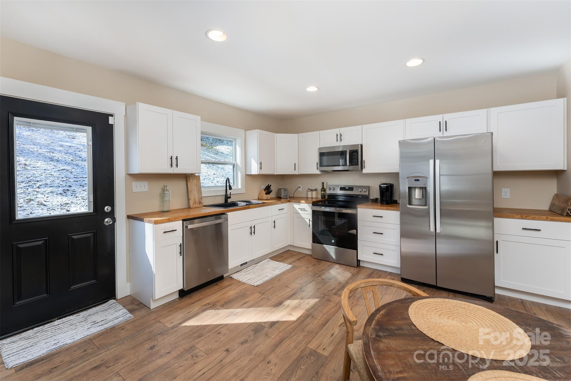 15 Eaglebear Drive - Photo 6