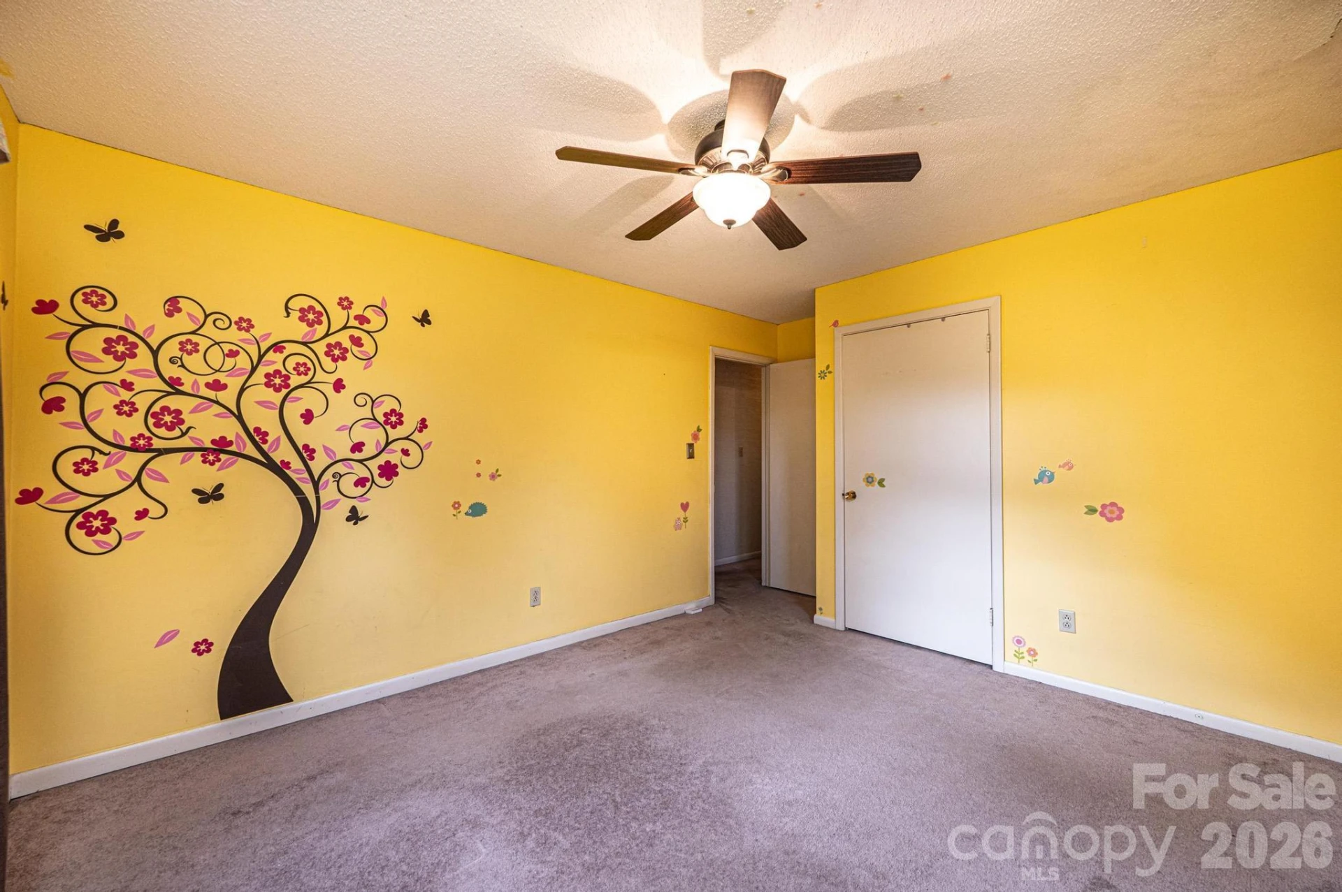 2570 Raintree Street - Photo 38