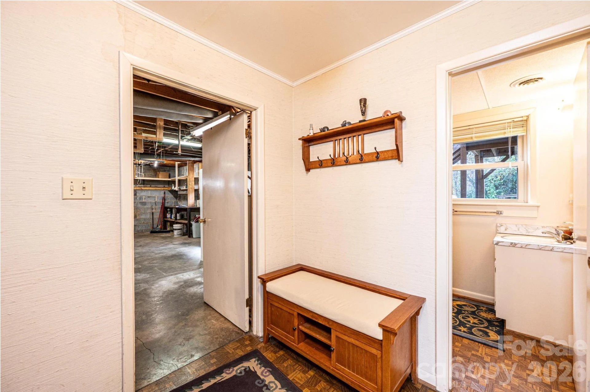 2570 Raintree Street - Photo 46
