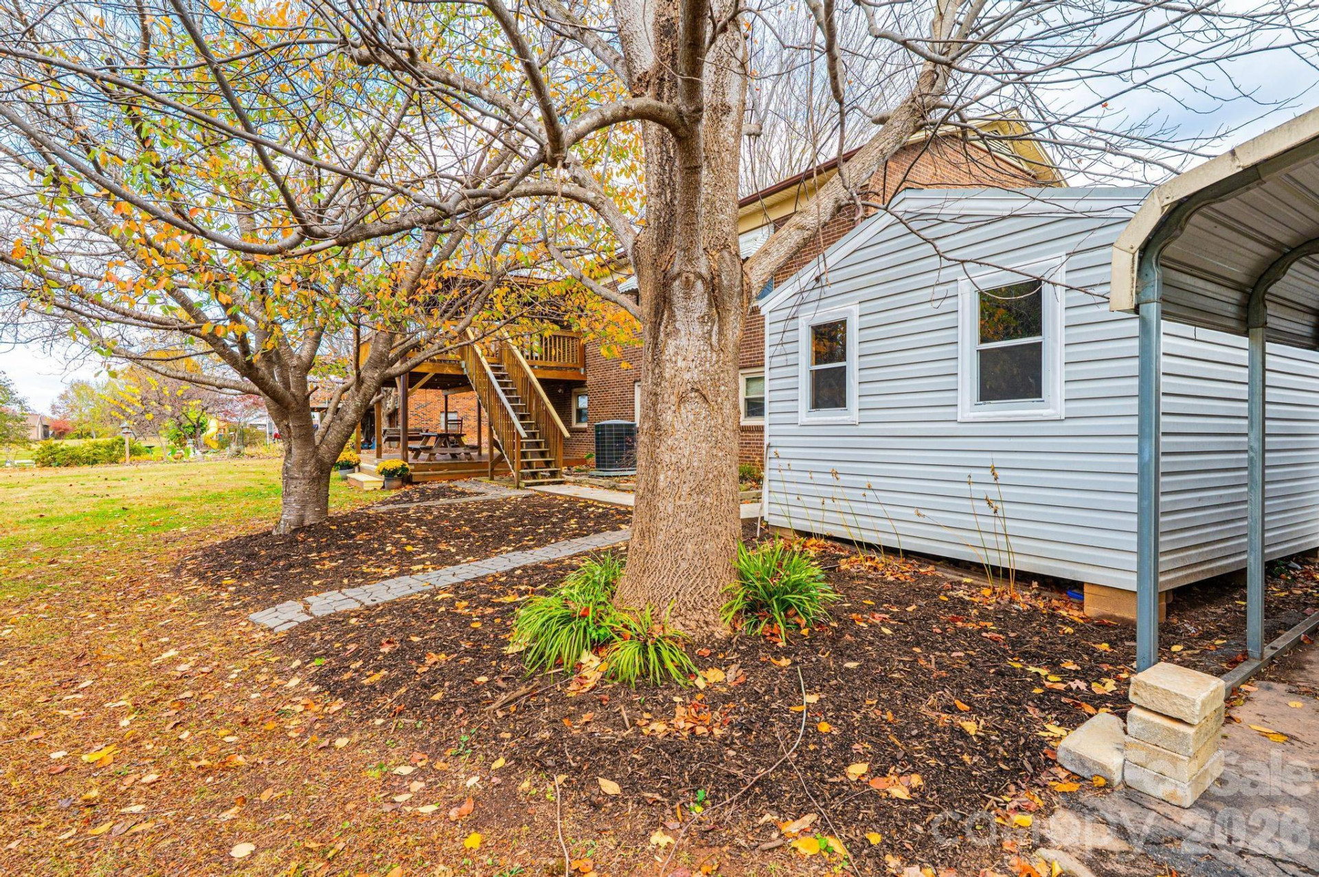 2570 Raintree Street - Photo 61