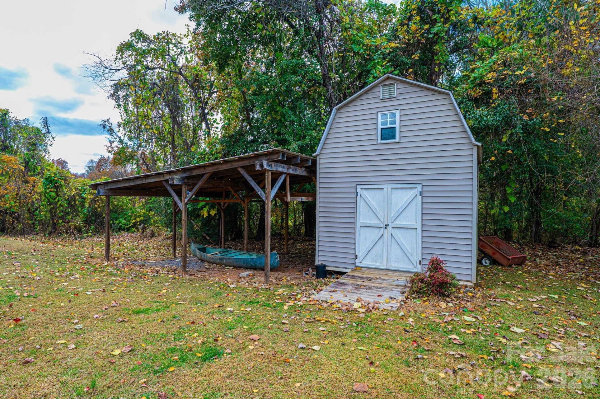 2570 Raintree Street - Photo 68
