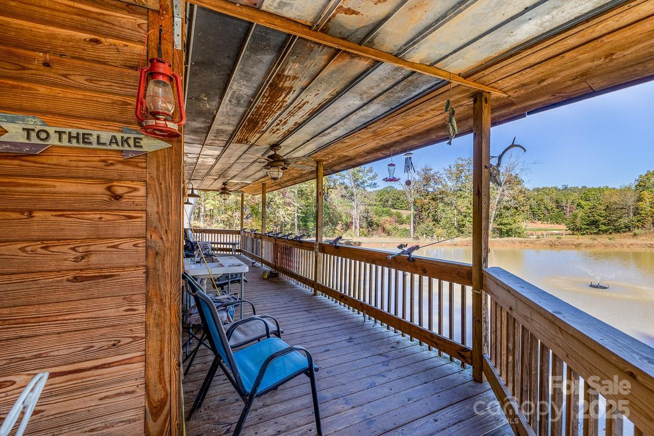 398 W V Thompson Road - Photo 32