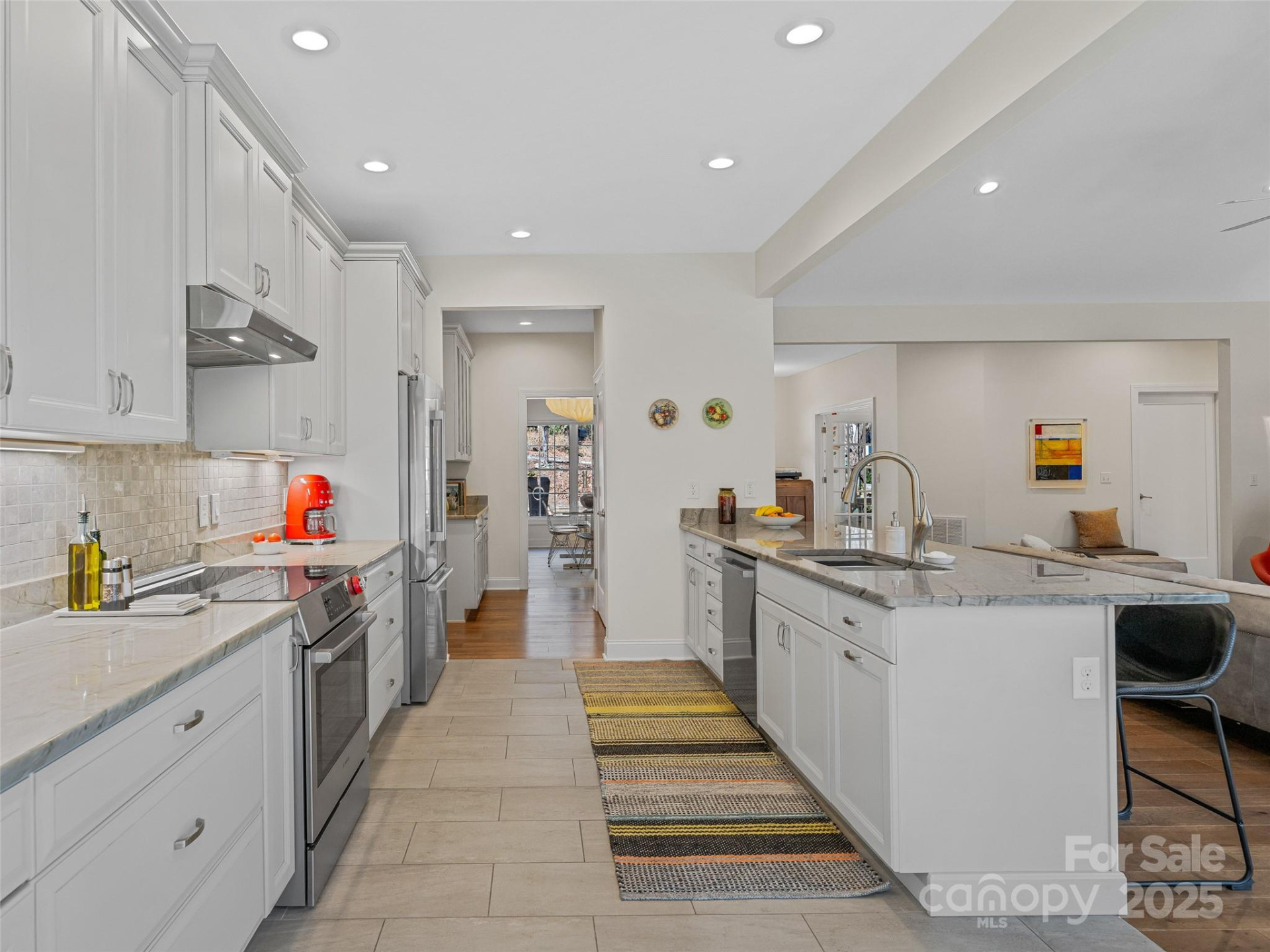 2508 Carriage Falls Court - Photo 15