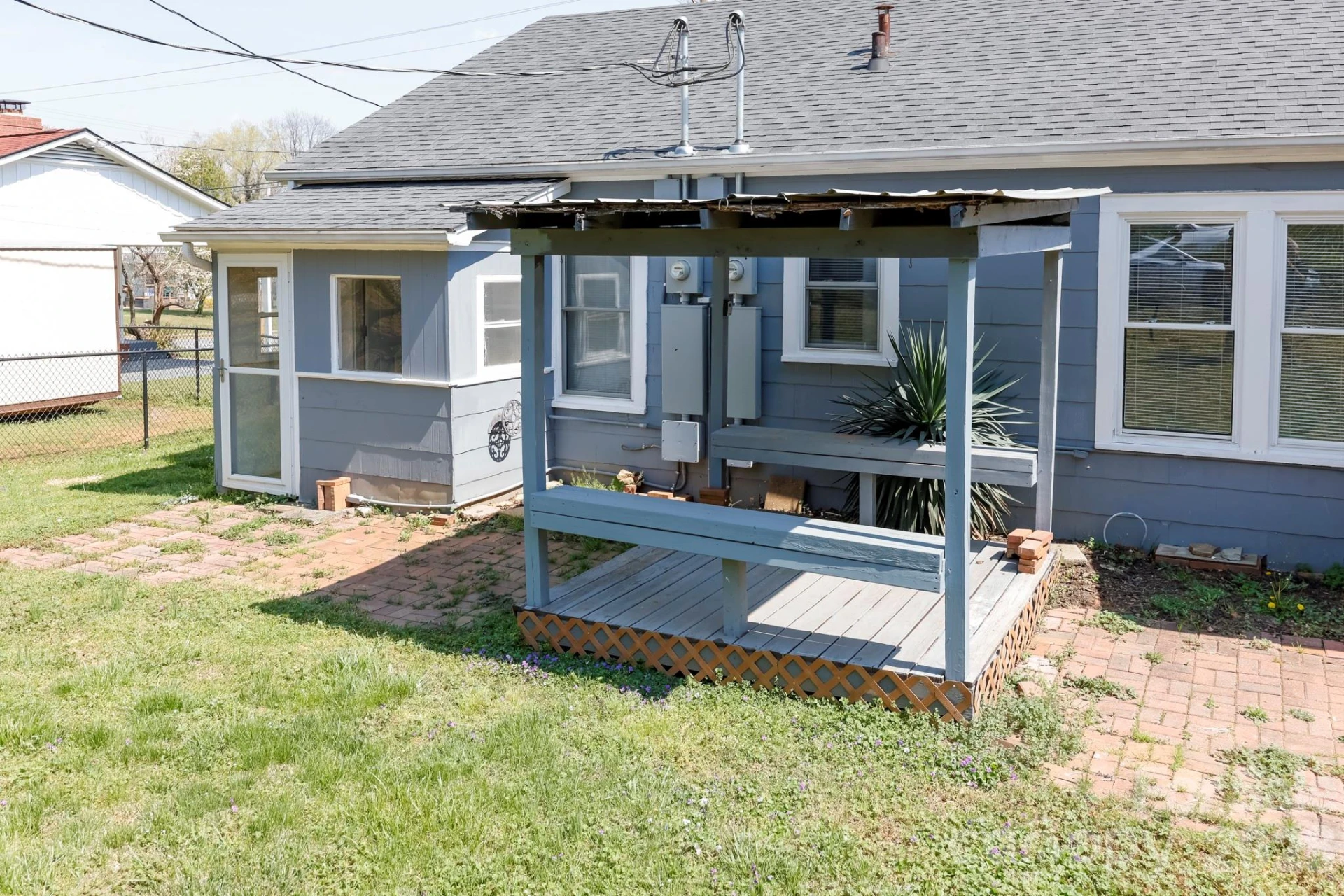 114 Mitchell Street - Photo 9
